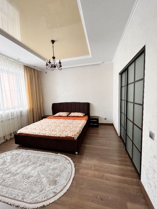 Сдам посуточно 2 х квартиру напротив гипермаркета Дина