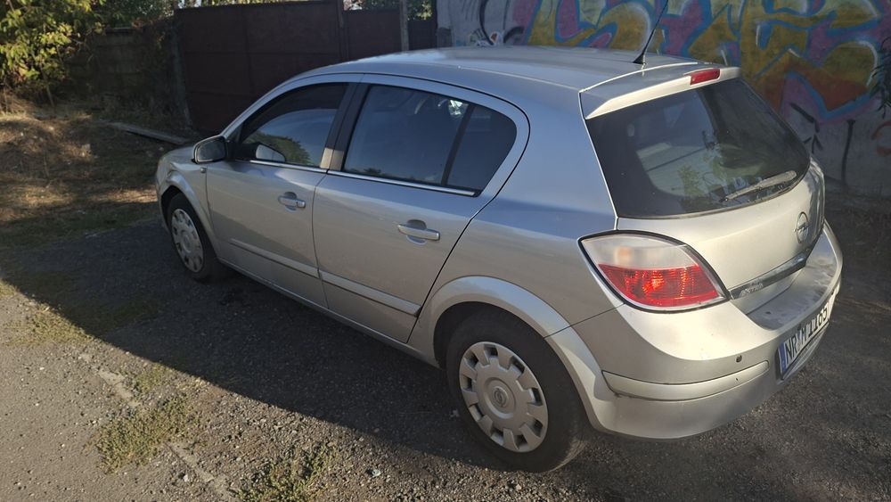 OPEL Astra 2005 — imagine 2