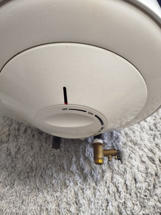 Продам водонагреватель ELECTROLUX