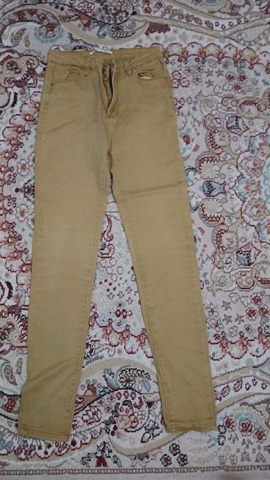 Прямые джинсы и  шорты