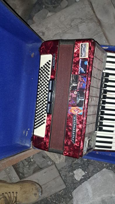 Продам аккардион в идеале велтмастер