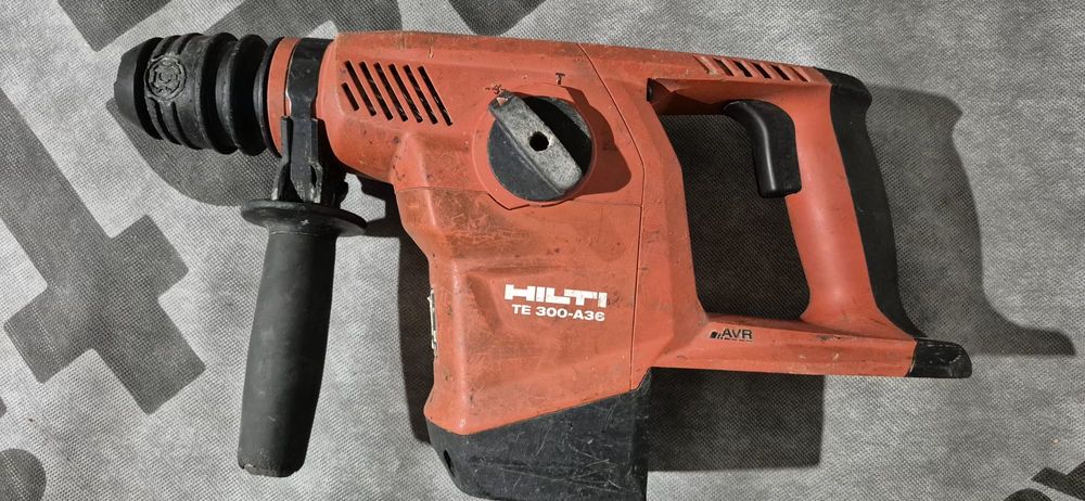 Hilti rotopercutor, demolator  pe acumulator,curent