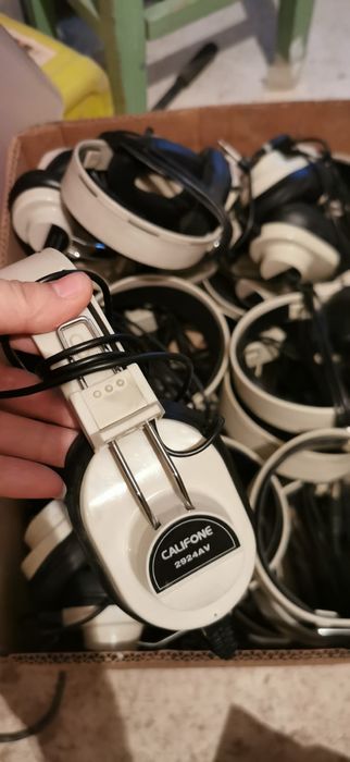 Наушники Califone
