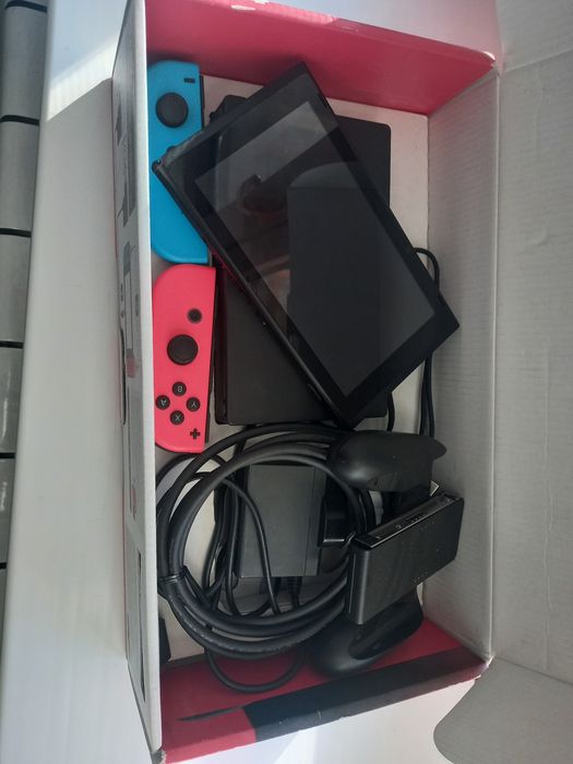 Прошитая Nintendo Switch rev2!