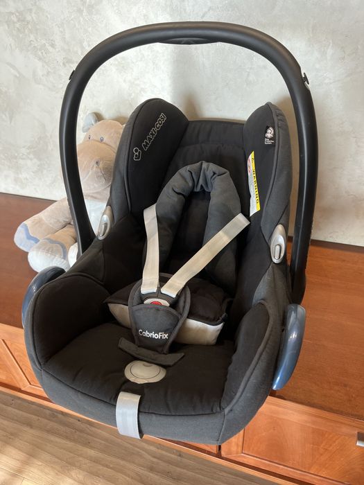 Кошче Maxi-cosi за кола CabrioFix