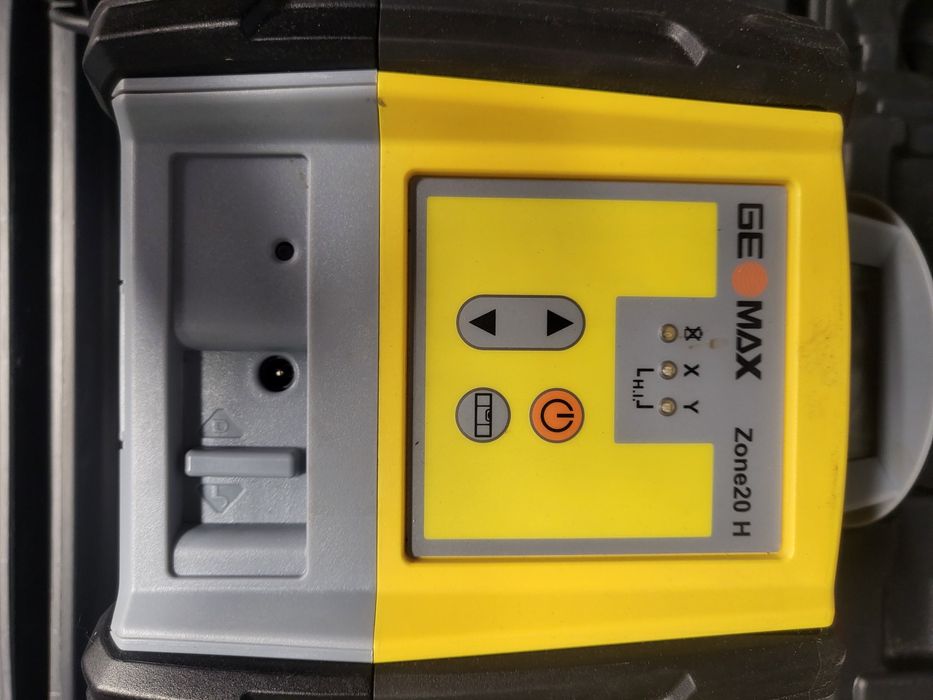 Laser rotativ Geomax Zone 20H impecabil ca nou,calibrat