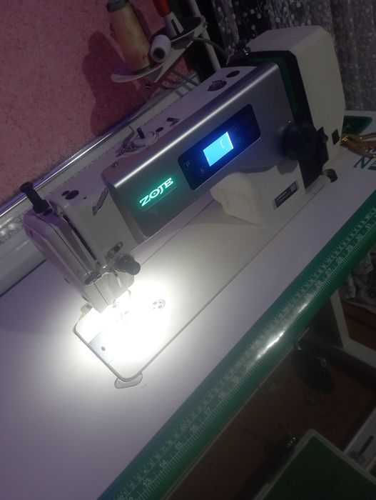 Zoje tikuv mashinasi sotiladi