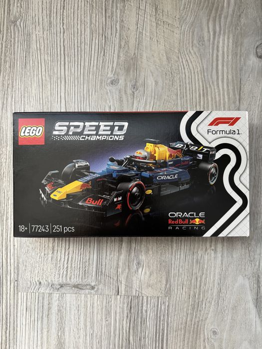 Lego Speed Champions 77243 – Red Bull F1 nou, sigilat