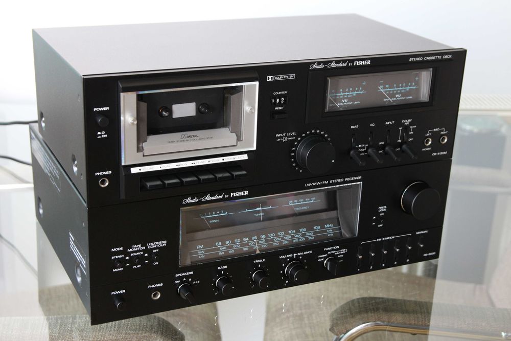 Sistem audio format din Fisher RS-3030 receiver si CR-4120M casetofon deck complet revizuite.