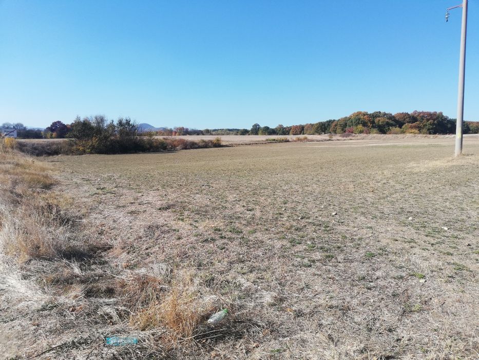 Продавам земя в село. Орлово