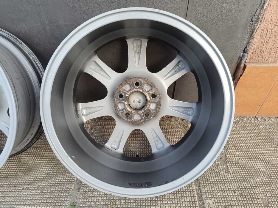ОРИГИНАЛНИ джанти 18 ' цола 5x114,3 HONDA CR-V / Хонда ЦР-В 64,1 ЕТ50 7J