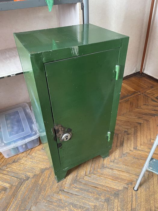 Продам сейф в хорошем состоянии