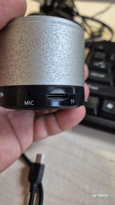 Mini boxa cu microfon