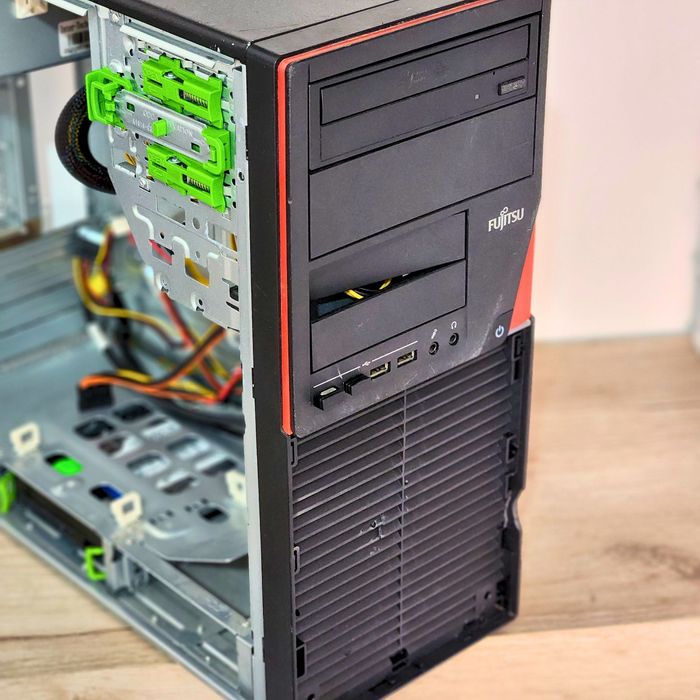 Carcasa / Unitate PC Fujitsu Esprimo + Sursă 350W