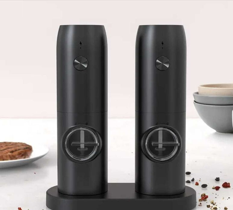 Set Râșnițe Electrice Sare și Piper Reîncărcabile Design Modern LED