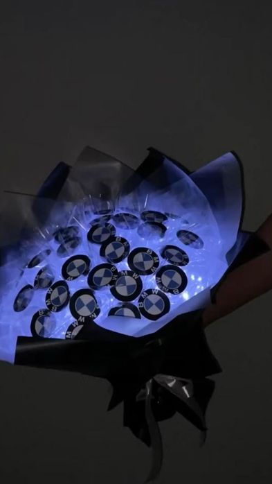 Букеты на заказ стичь и бмв