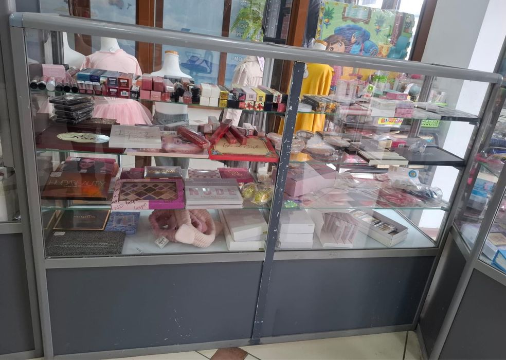 Продам стеклянный остров