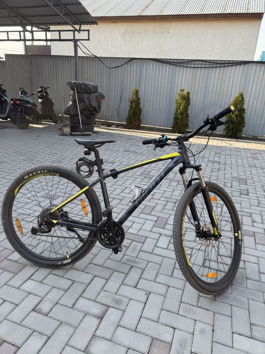 Продам велосипед Giant