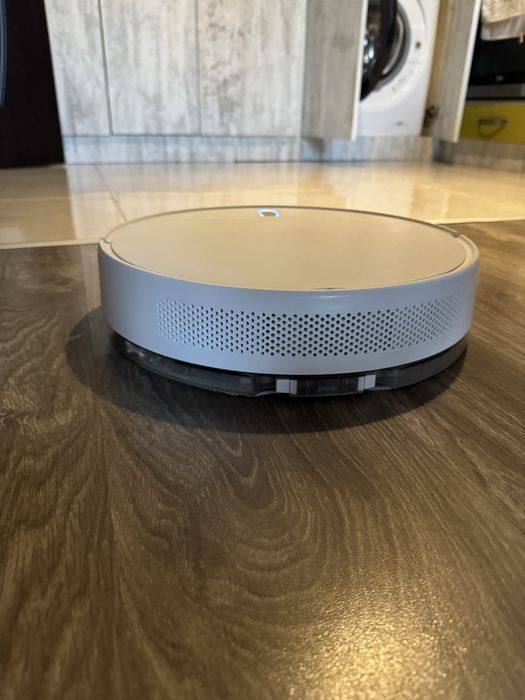 Xiaomi Mi Robot Vacuum-Mop Essentials