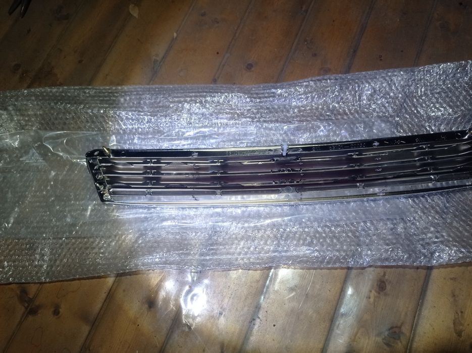 Решетка радиатора Марк 2 90й кузов