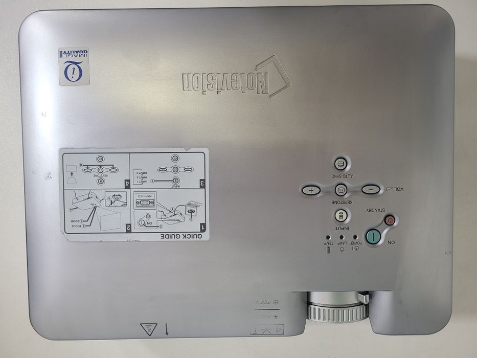 Proektor SHARP pg-a20x