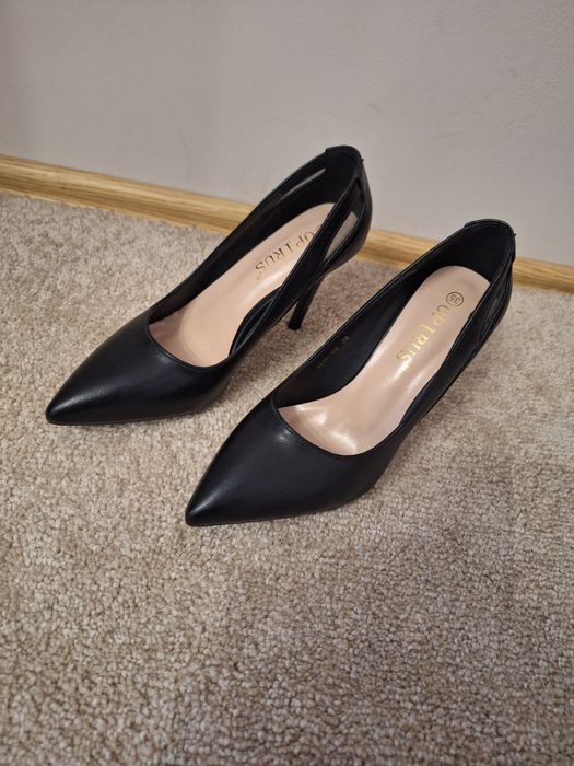 Женские туфли классик