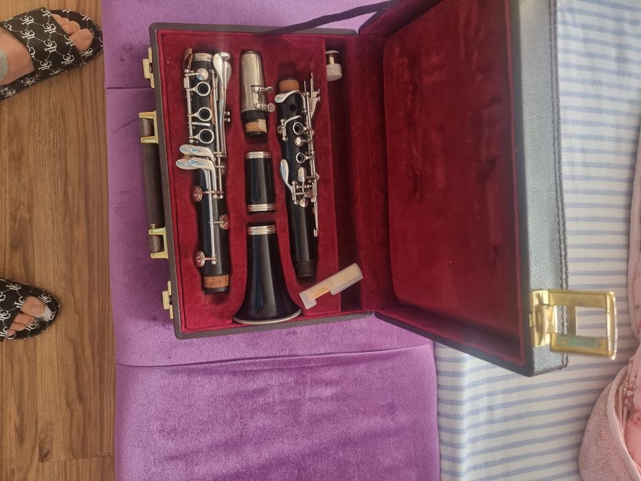 Clarinet în Si complet, cu husă – stare bună