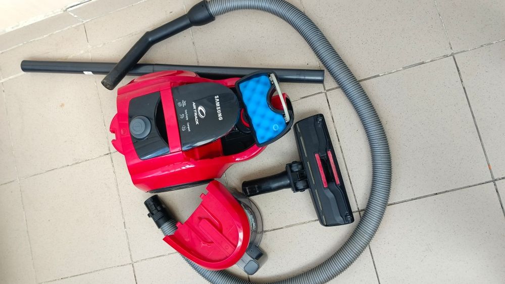 Пылесос Samsung 1600w