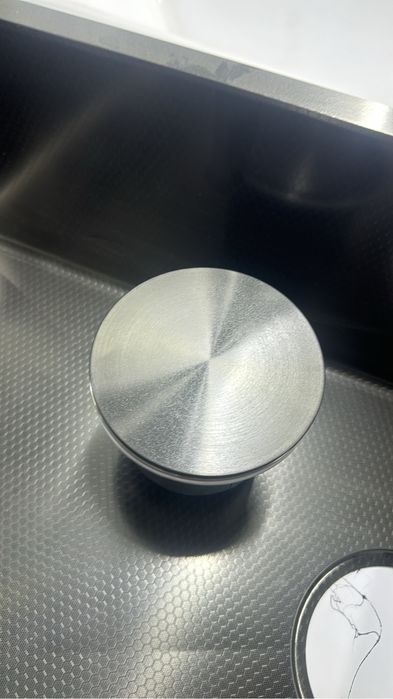 Кухоные мойки черные ,сатин,бронза