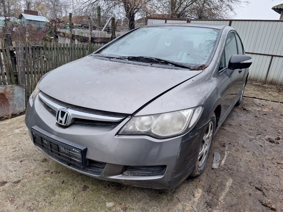 Dezmembrari Honda Civic sedane 1.8 benzina an  2008