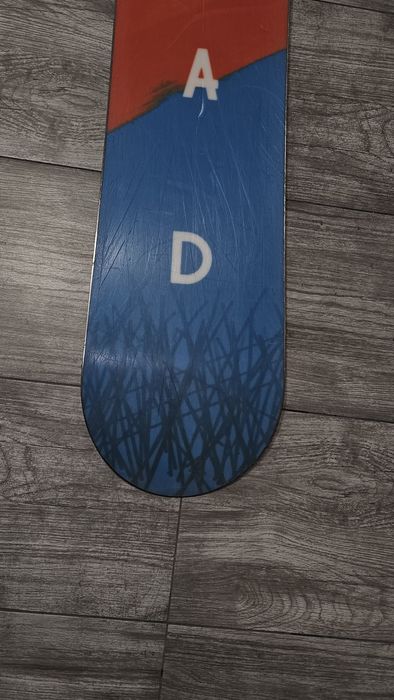 Vând placa snowboard 138 cm