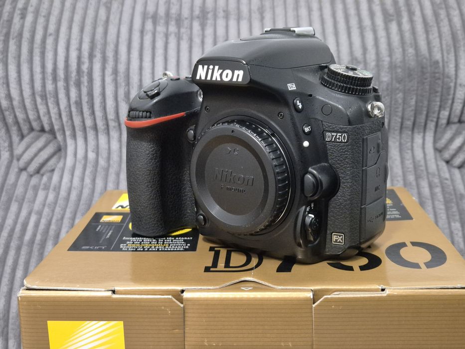 Nikon D750 236 mii cadre