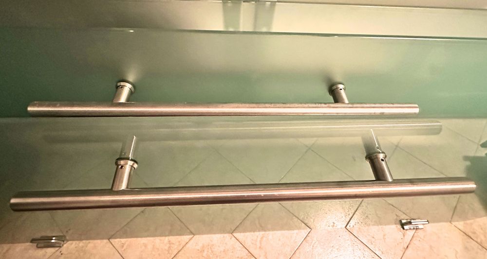 Стъклени врати 8 мм. 1970x800 мм.  3 бр.