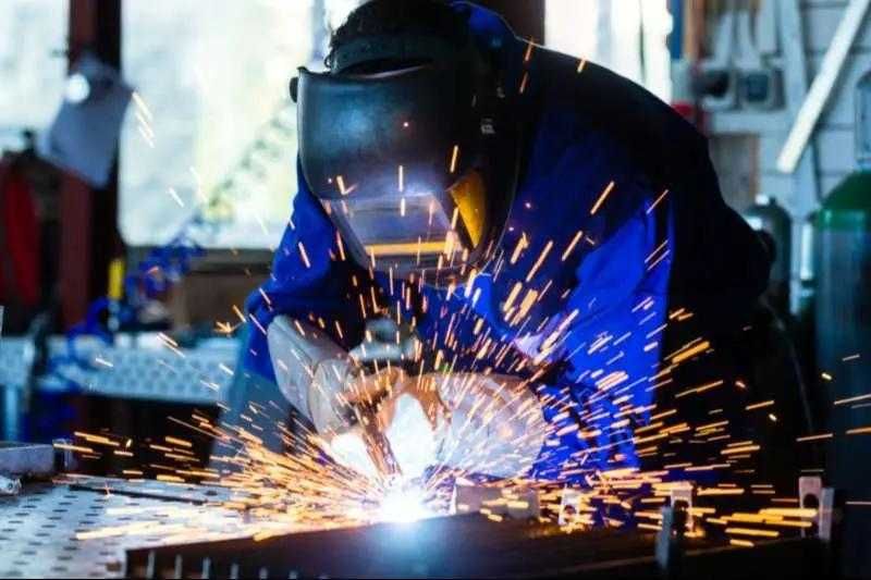Извършваме заваръчни услуги – бързо, качествено и коректно!