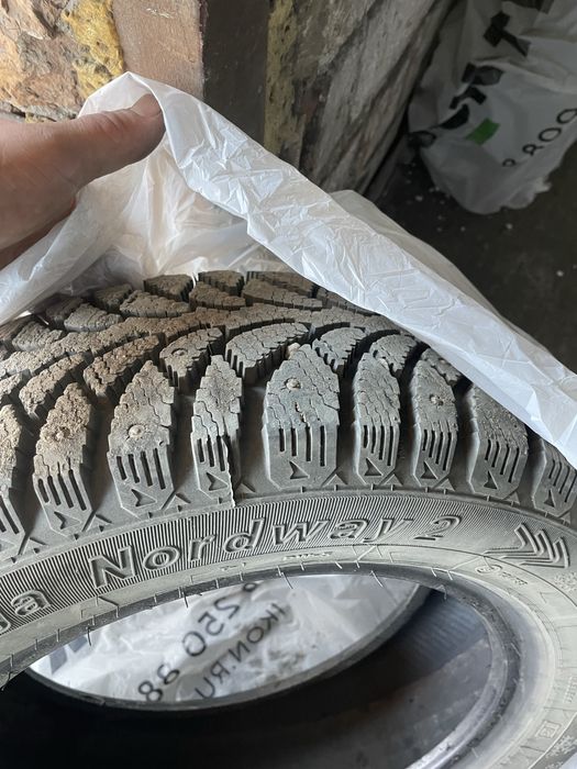 Продам резину зима 14