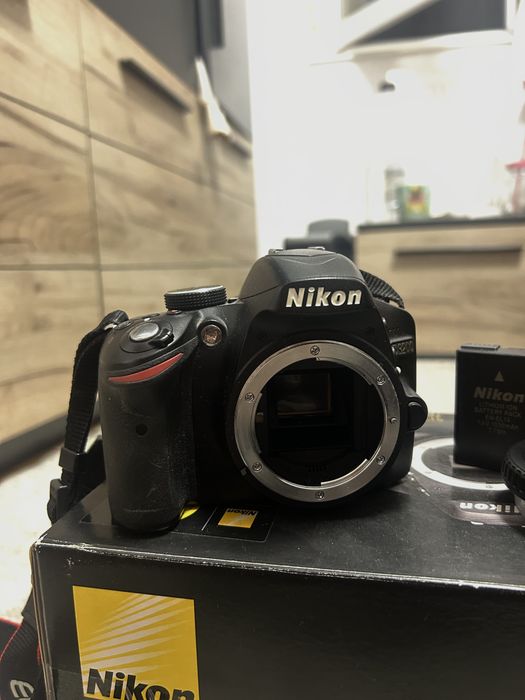 Aparat foto DSLR Nikon D3200, 24.2MP, Black+ Obiectiv 18-55mm ED II