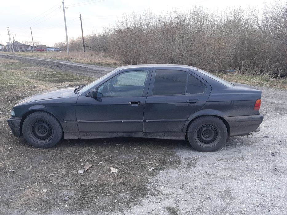 Продам БМВ е36 1.8