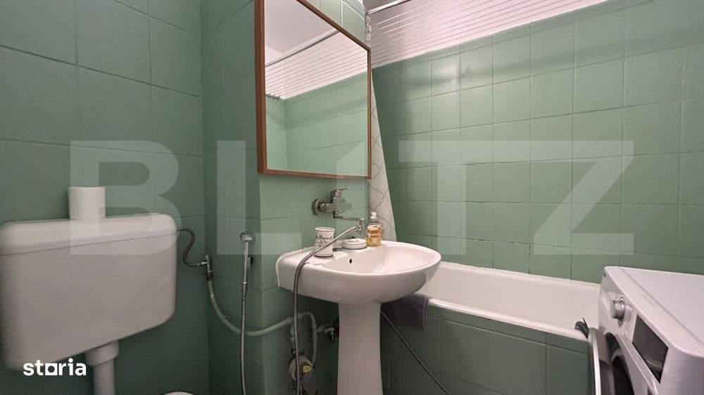 Apartament cu 3 camere, 65 mp, pe Bulevardul Decebal