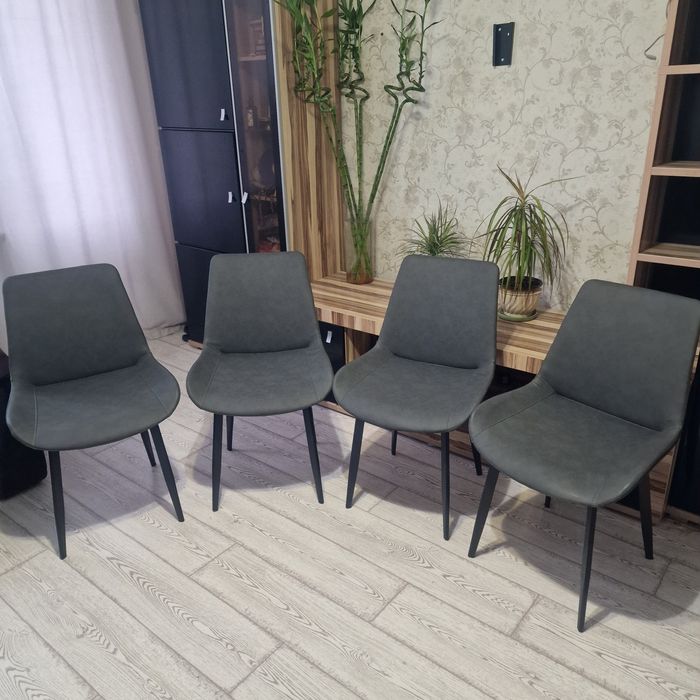 Продам стулья, новые.