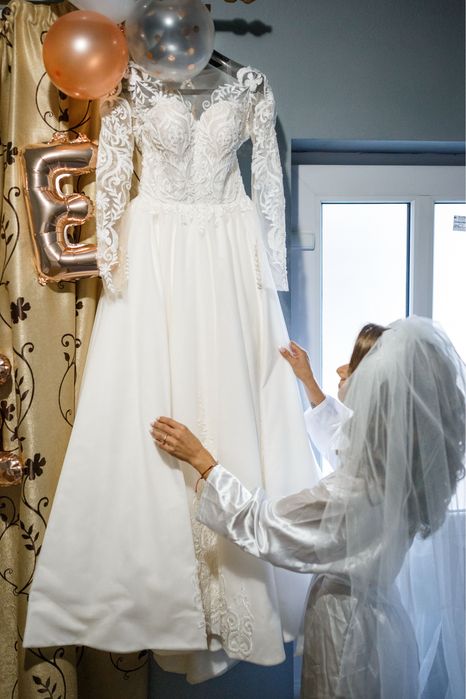 Vand rochie de mireasa! Elado menyasszonyi ruha!