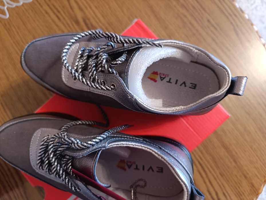 Ботинки женские демисезонные