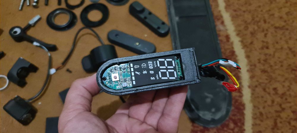 Останали части от тротинетка