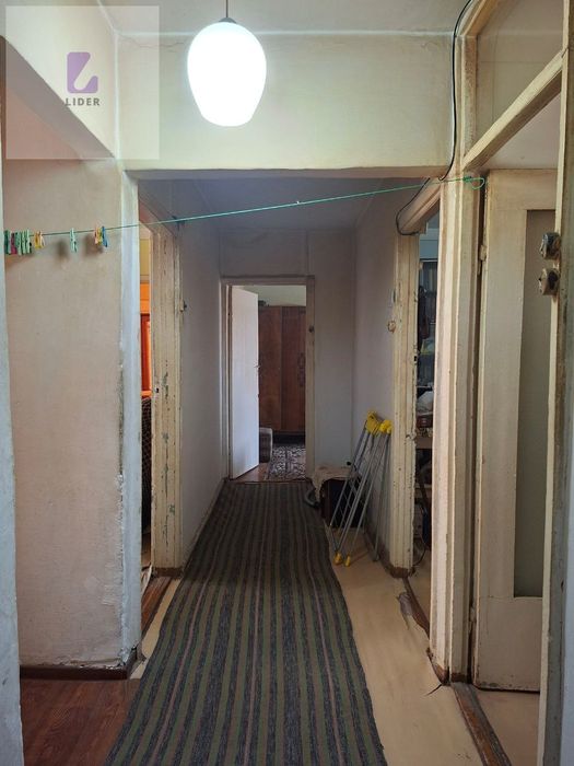 Продается 5 комнатная квартира. Срочно. Атлас