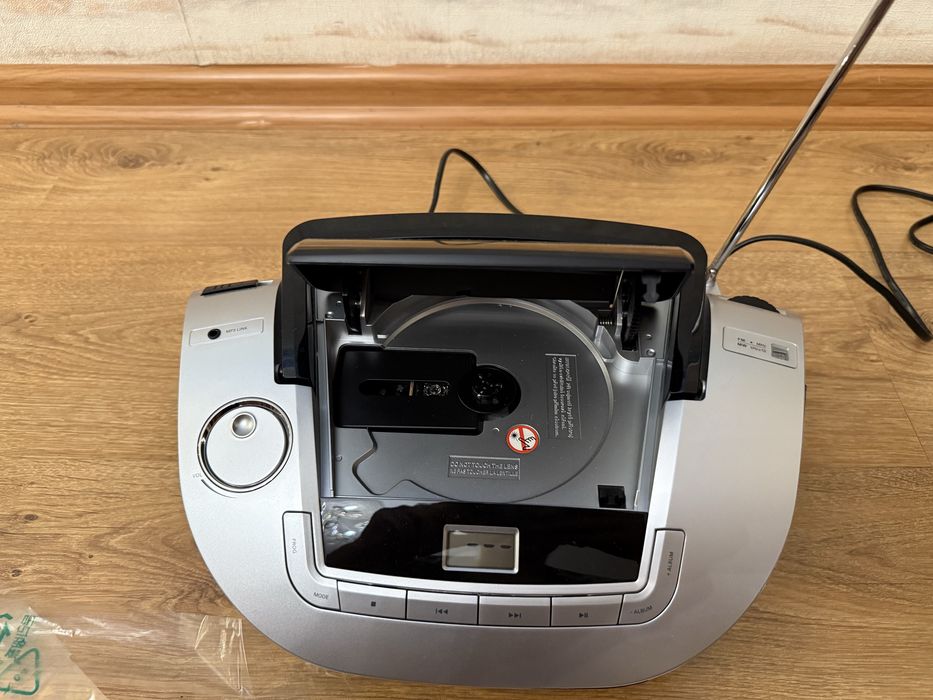 Колонка Philips новая