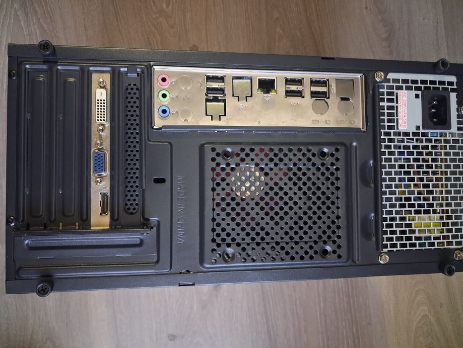 Продаётся системный блок очень шустрый c SSD