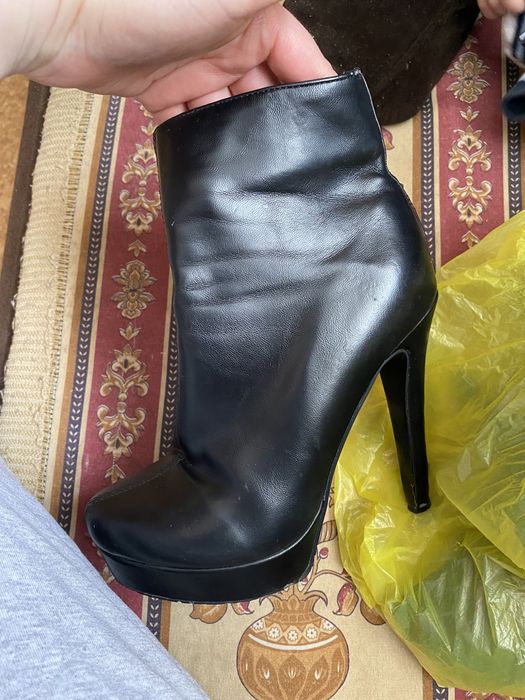 Продам б/у обувь