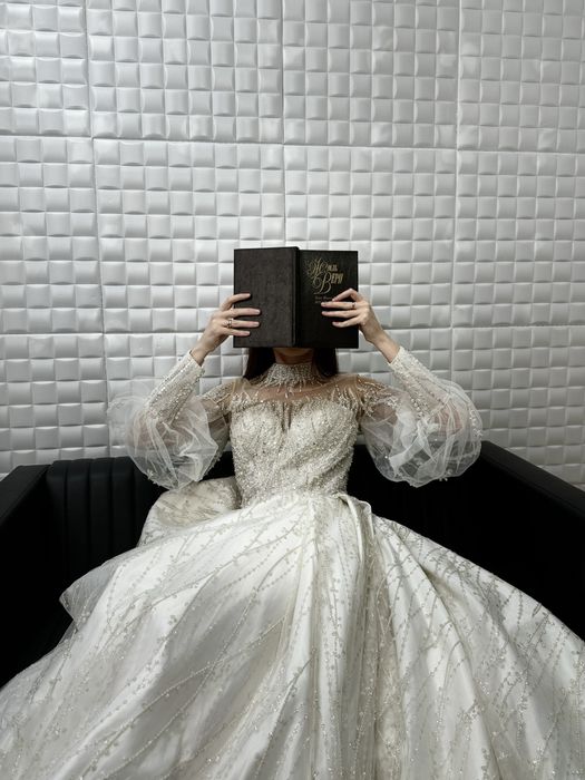 Продам свадебные платья