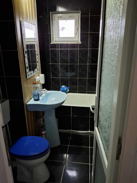 Vand apartament cu 2 camere