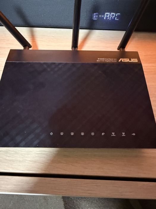 ASUS RT AC66U AC1750 Dual Band 3x3 Gigabit Router