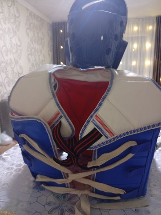 Продам аммуницию для Тхэквандо